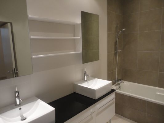 Salle de bain entièrement rénovée